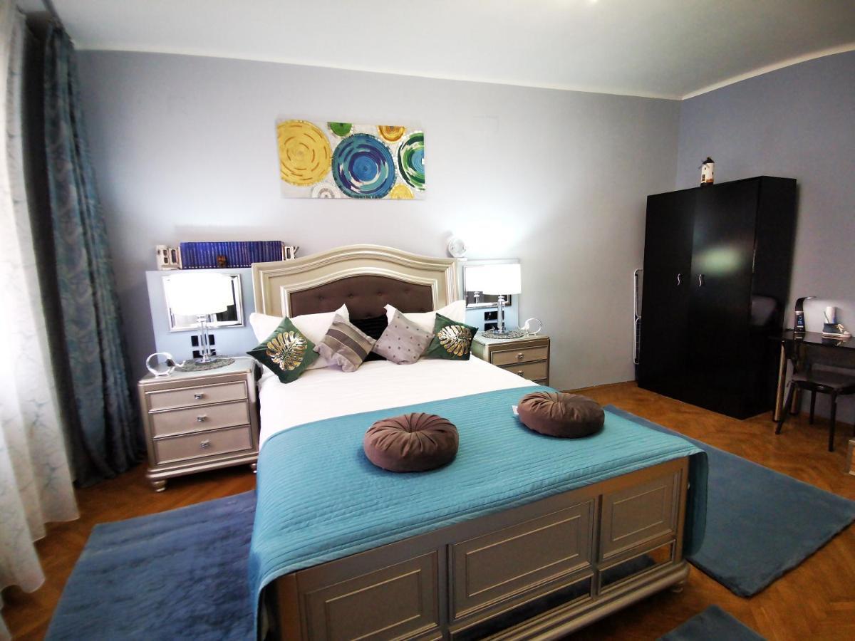 Apartament Sabrina Central Брашов Экстерьер фото